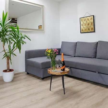 Vip In Old Town With Free Parking Apartmán Bratislava