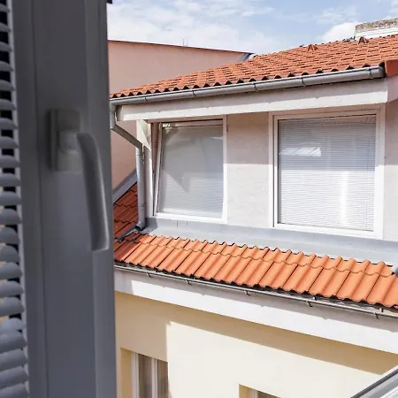 Apartment Vip In Old Town With Free Parking Bratislava