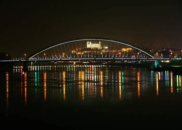 Apartmán Vip In Old Town With Free Parking Bratislava