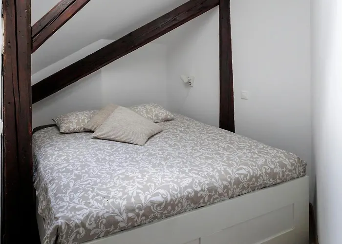 Vip In Old Town With Free Parking Apartmán