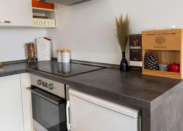 Vip In Old Town With Free Parking