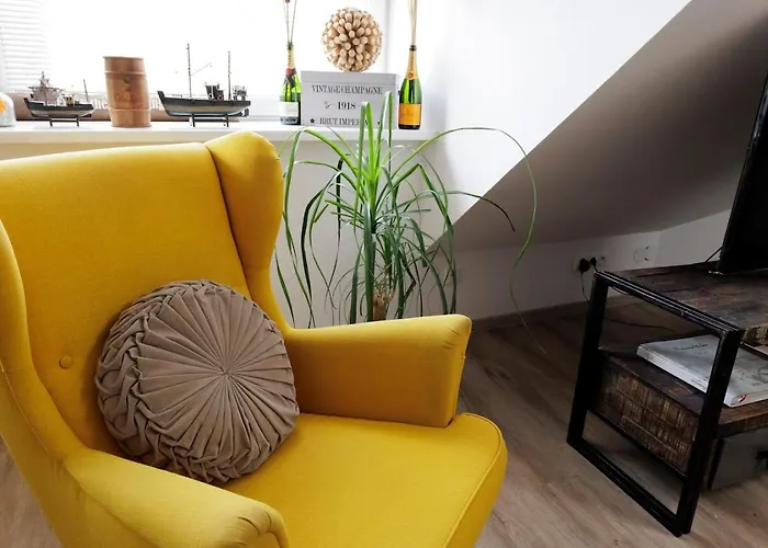 Vip In Old Town With Free Parking Apartament *