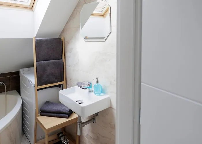 Vip In Old Town With Free Parking Apartament Bratislava