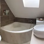 Vip In Old Town With Free Parking Apartament
