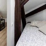 Vip In Old Town With Free Parking Apartament *