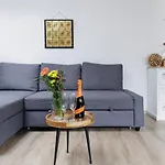 Apartament Vip In Old Town With Free Parking *