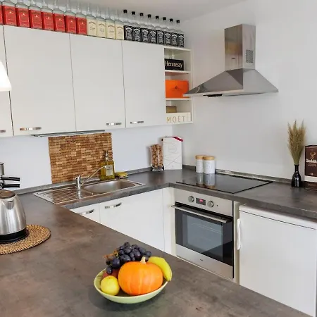 Vip In Old Town With Free Parking Apartamento Bratislava